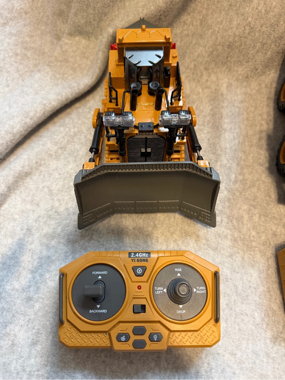 Remote Control Vehicles - Picture 2 of 7